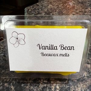 Beeswax based wax melts Vanilla bean scented